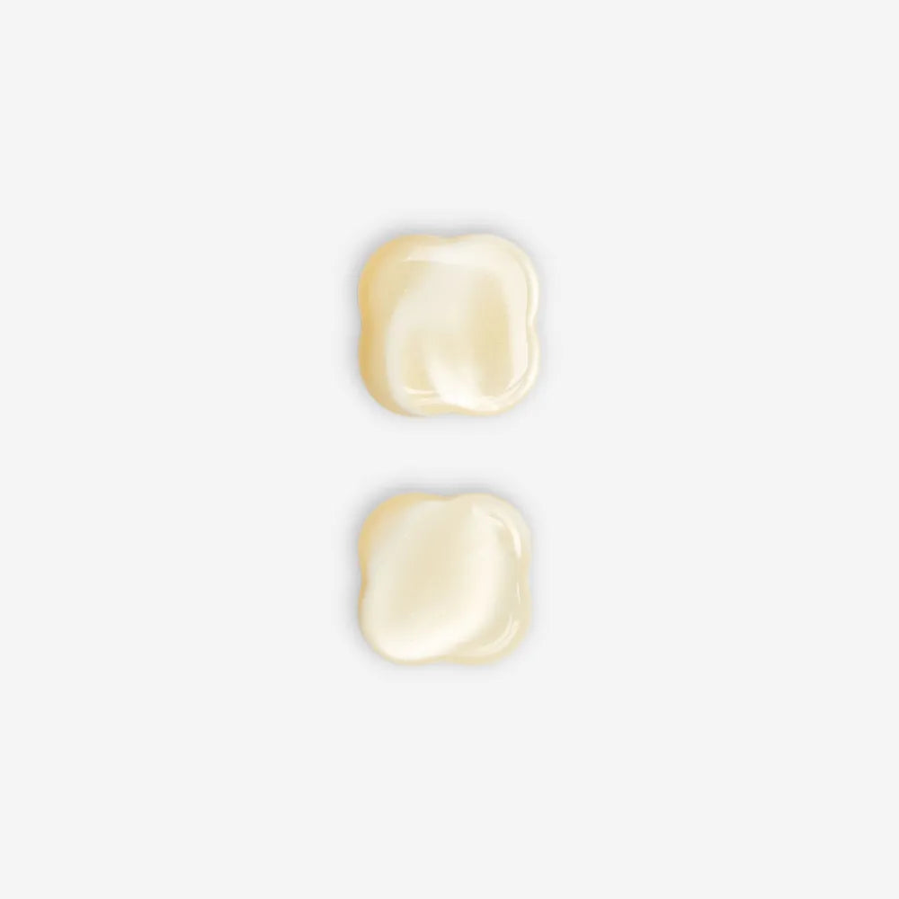 Sasstie Core Pearl Earrings