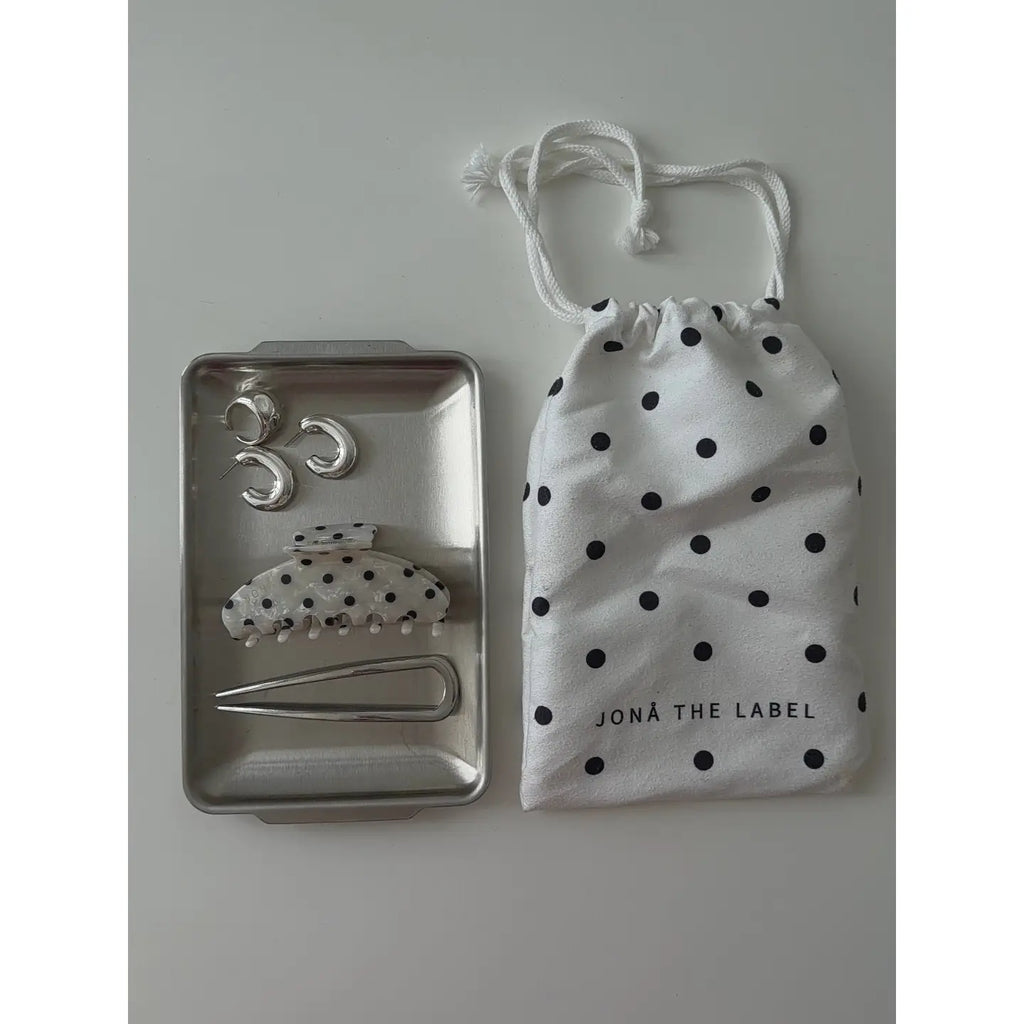 Jonå The Label - HÅRKLÄMMA MATILDA CLIP i prickigt mönster