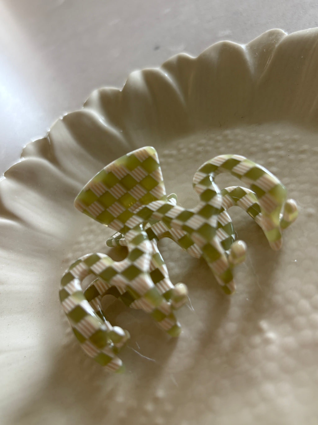 Wave Basil Hair Clip